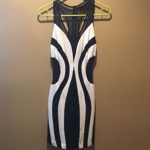 Color block black and white dress